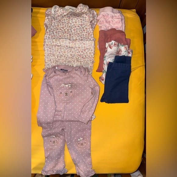 6-9 month Assorted Baby Girl Clothing Set - Picture 4 of 4